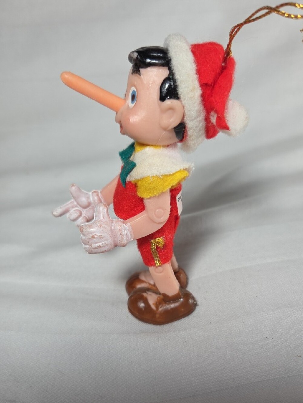Vintage 1970's Pinocchio Ornament in Red and Yellow - Picture 4 of 4